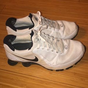 Nike Men’s BRS 1000.